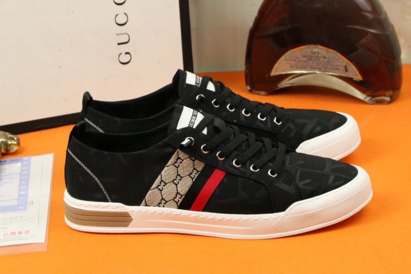 Gucci Casual Shoes